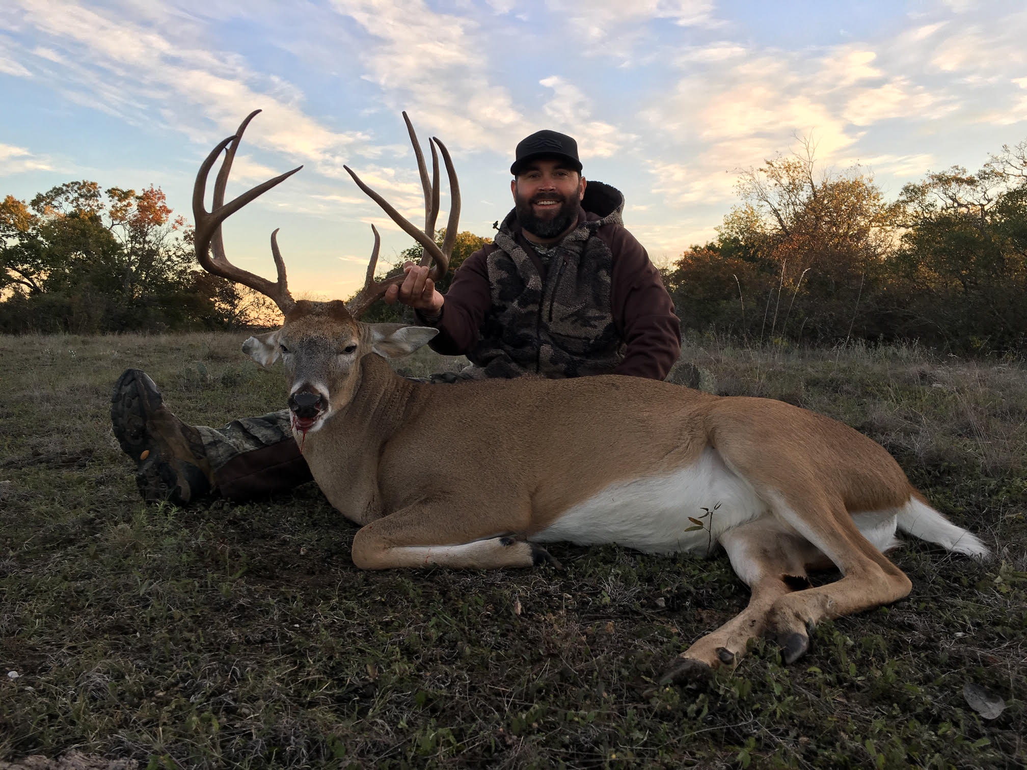 hunting trips texas whitetail deer